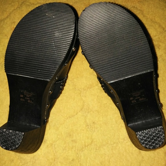 Size 8 leather buckle slide on heel/wedge shoes - Picture 3 of 5